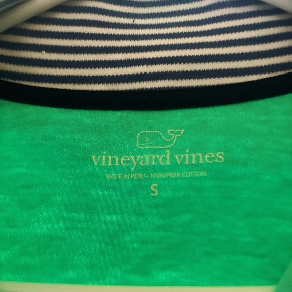 Vineyard Vines 1/4 zip pullover. Men's small - Picture 3 of 3